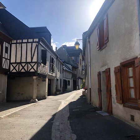 Agreable Maison Au Centre D'Arreau Pour 8 Pers Eksteriør billede