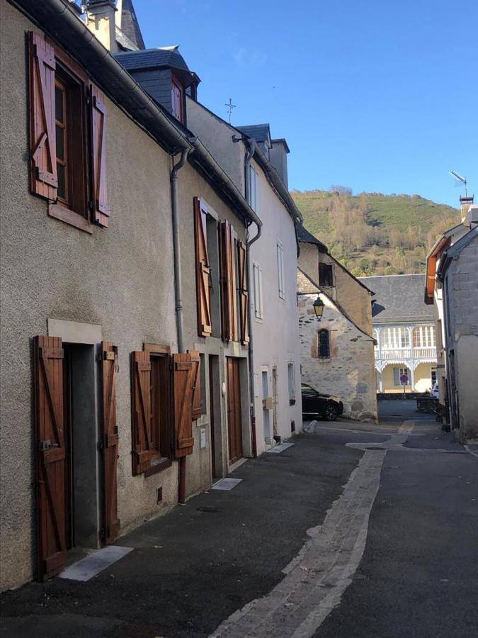 Agreable Maison Au Centre D'Arreau Pour 8 Pers Eksteriør billede